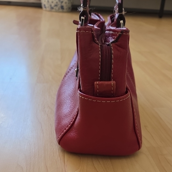 Fossil Red Blackburn Shoulder Leather Bag - Picture 3 of 16